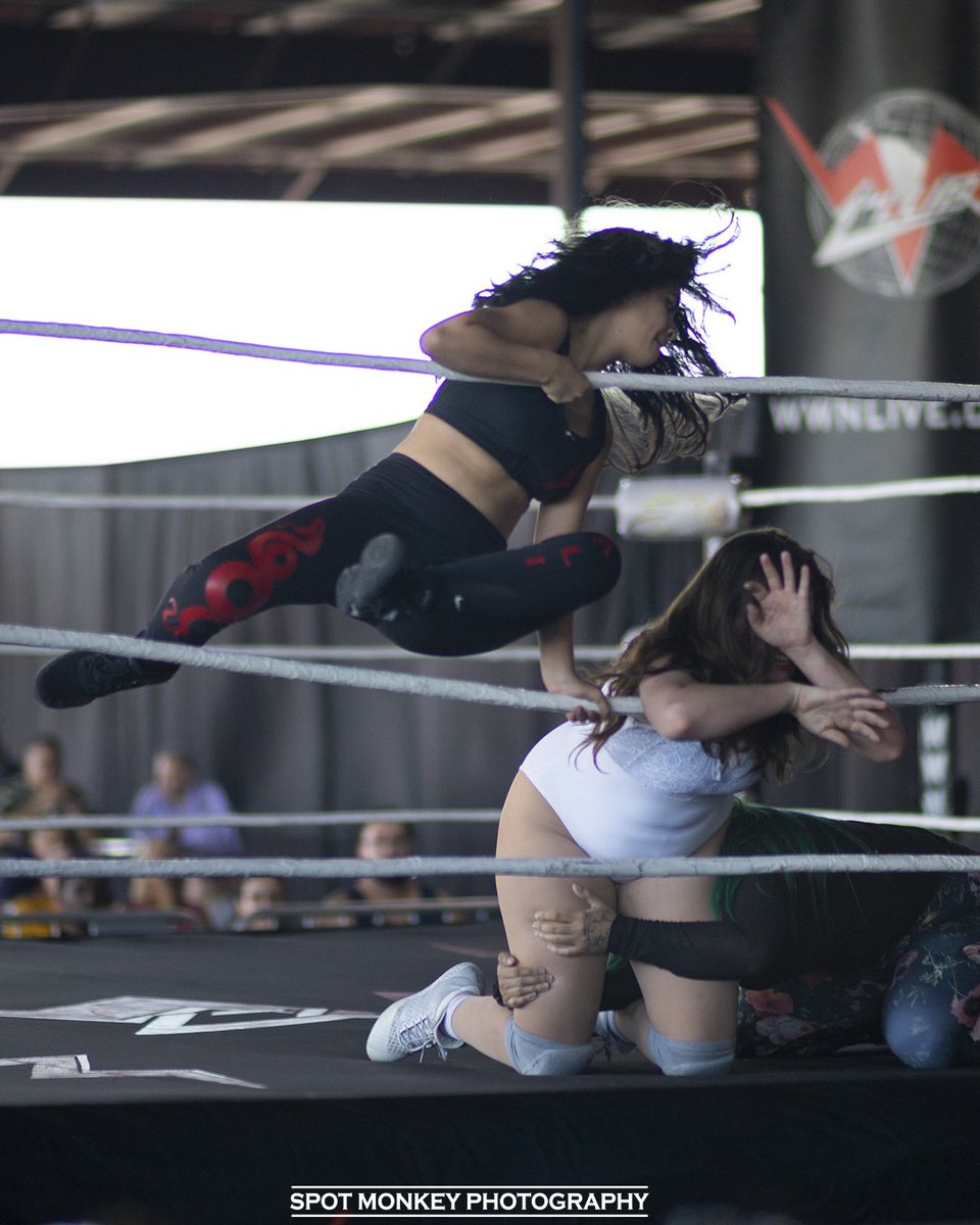 TeamVisionDojo's tweet photo. Check out pics f/ #Shine74 w/ a few of the #DojoDolls. They competed in the opening match @WWNLive @WWNSHINE @occroadhouse. See them this Sunday in #Orlando #AzaleaPark #FL
#womenswrestling #wwe #wweraw #wwenxt #smackdown #aew #aewdynamite #wrestling #prowrestling #ucf #fullsail https://t.co/0eCaKXzKzw