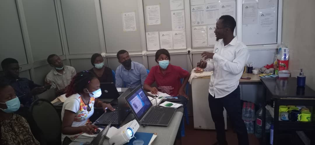 #Day3 of our #workshop was marked by brilliant interventions of <a href="/StephaneFadanka/">Stephane Fadanka</a> <a href="/YanickDiapa/">Diapa Yanick</a> from <a href="/LabMboa/">MboaLab</a> the #biomanufacturing node of <a href="/BeneficialBio/">Beneficial.Bio</a> in Cameroon. <a href="/LabMboa/">MboaLab</a> is specialized in the #localproduction and #distribution of reagents for #molecularbiology research.