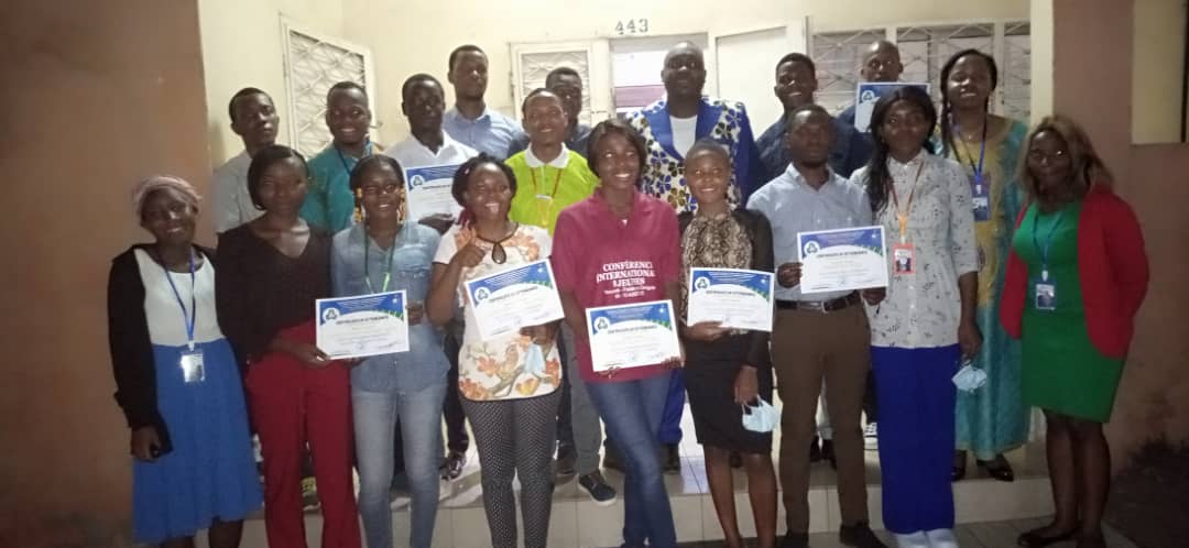 cedbcam_ri's tweet photo. Our trainees learnt #Extraction, #PCR, #MultiplexPCR and #fingerprinting both in theory and practice.
We wrapped up our first workshop with a fantastic talk on the introduction to #genomics on #AMR by @LFounou followed by the delivery of certificates. https://t.co/nT20IstSMg