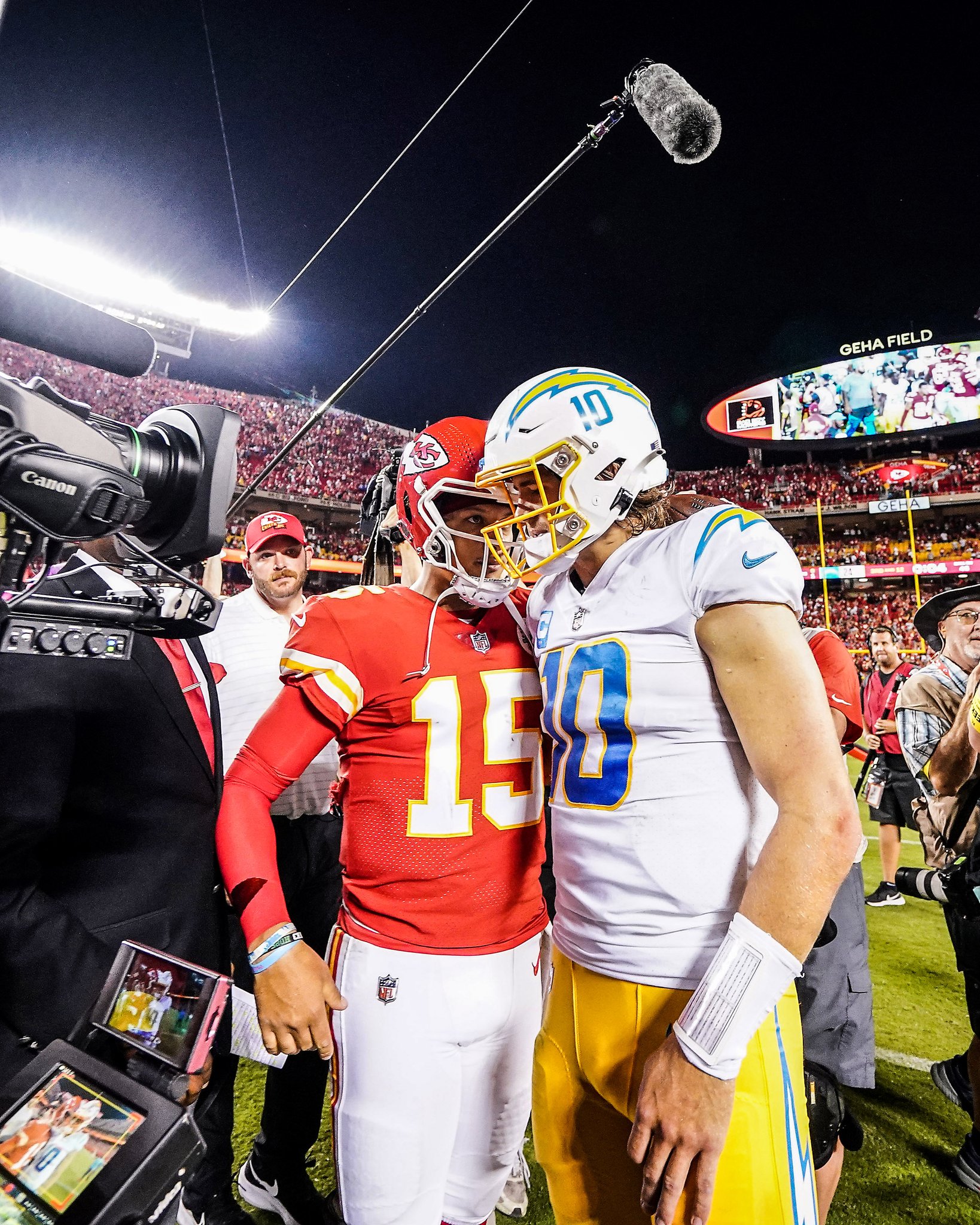 Front Office Sports on Twitter "Amazon's Head of Sports, Jay Marine