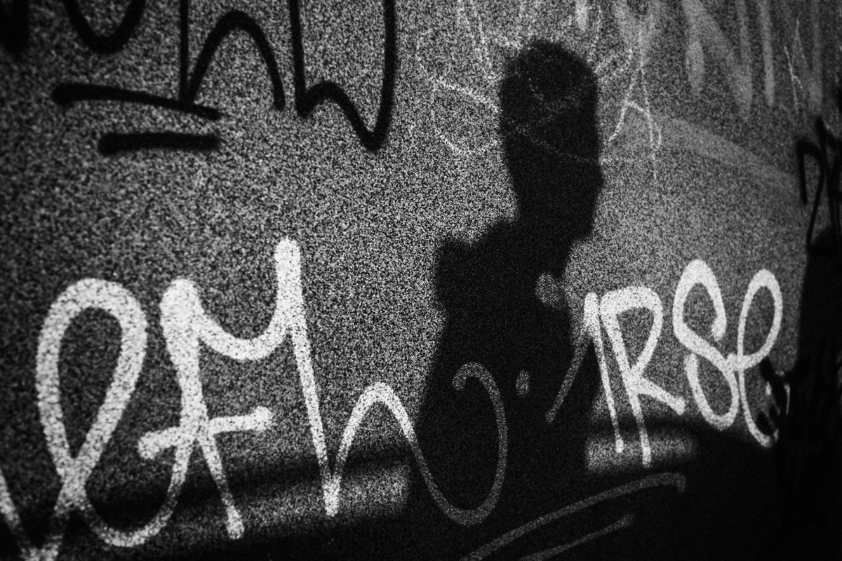ewitsoe's tweet photo. Life In Shadow

This collection is all about the shadows we cast and is one of my favorite ways to tell a story from the street. 

There are only 8 available pieces (+1 is a rare piece)
Floor 0.175 $ETH

#nftphotography 
https://t.co/mxN95JTDfS https://t.co/Q4wwBvnbyK