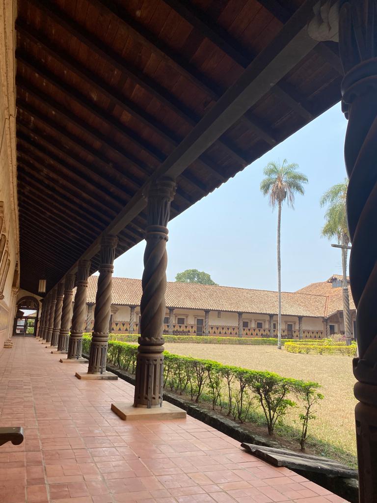 Las Misiones de Chiquitos son joyas culturales de arte y arquitectura que se deben preservar. En mi primera visita a Concepción pude disfrutar de mi visita a la iglesia y conocer a la gente del pueblo. ¡Espero volver pronto! #USABolivia❤️