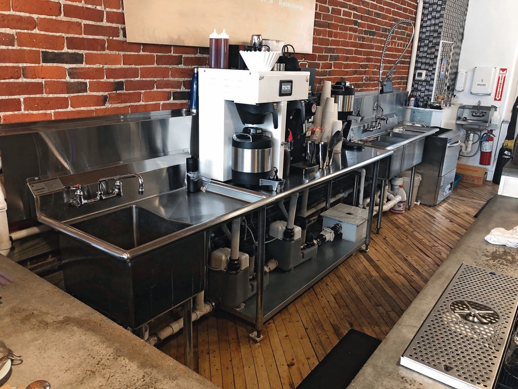 SanifloUSA's tweet image. Planning &amp;amp; providing options to customers for Commercial Food Service Establishments can be a headache! Trenching may just not be in the cards for your customer... Check out these alternatives! What do you think?  bit.ly/Alternatives-t…
#SFA #drainpump #kitchen #sanicom #drain