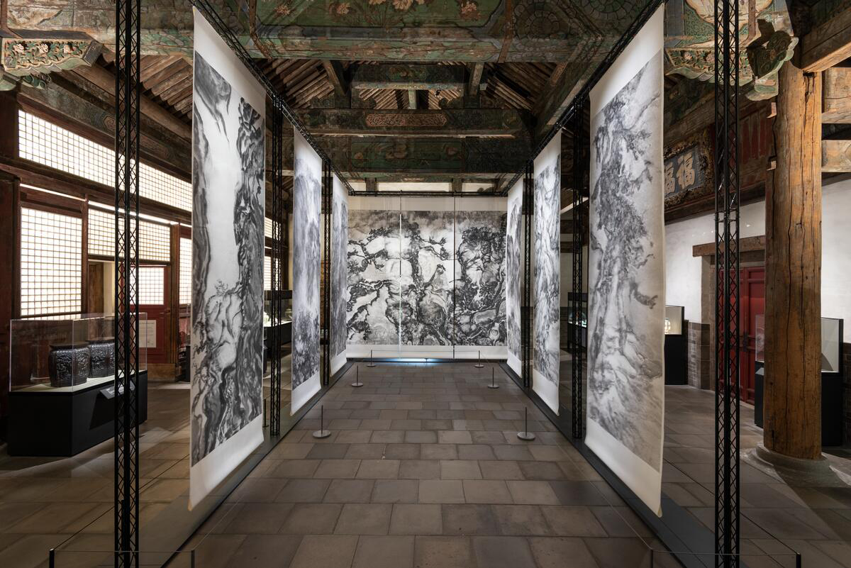 In "Oneness: Nature &amp; Connectivity in Chinese Art," explore the work of contemporary Chinese artists who embrace and adapt historic artistic traditions through their chosen materials, process, or themes. ow.ly/xs8e50KNowi