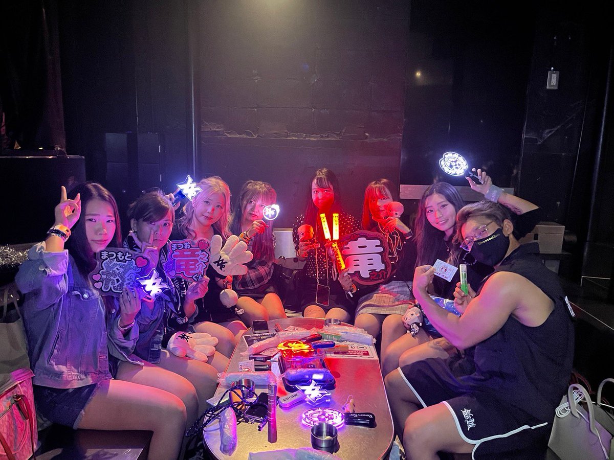 Chankoha03's tweet photo. VVIP楽しすぎた😵‍💫❤️‍🔥

ファンの人との絡み無さすぎて絡みが増えたのが嬉しすぎました❕

みんな優しくて面白くて3150👊 https://t.co/8UEkrK9MDT