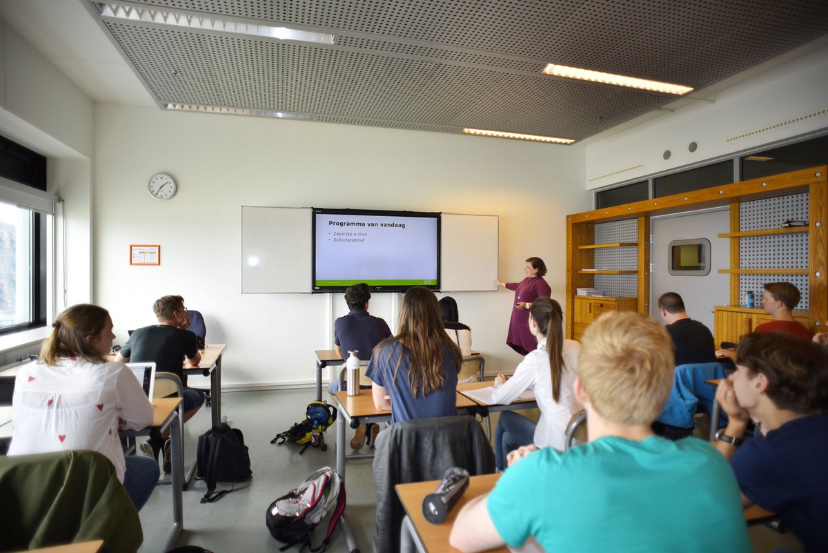 ProjCompeting's tweet image. COMPETING delivered E-learning materials, course manuals, an European Training Record Book, video’s to recruit and attract new students and a Quality Assurance and Quality Control system. Outcomes can be downloaded at iwt-competencies.eu and edinna.eu.