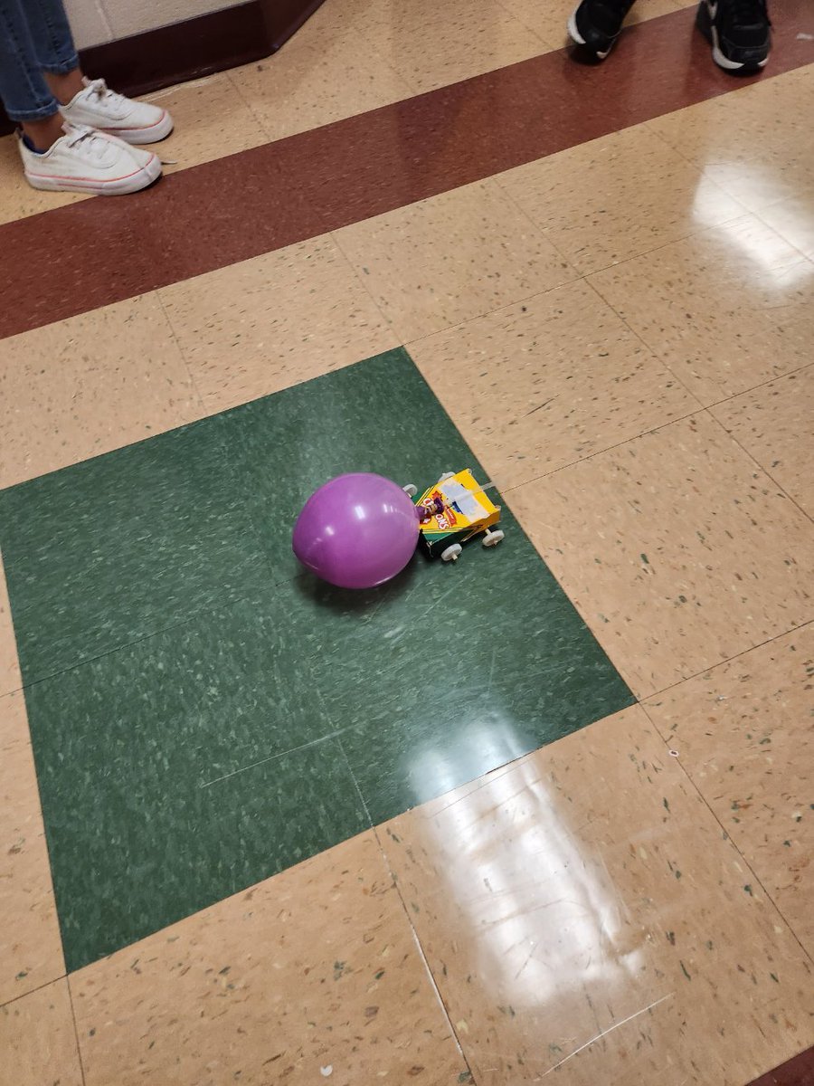 rdz_noyola's tweet photo. Future Engineers.....way to go Mrs.Armendariz GT class!! #genioustime #engineersintraining @RanchoVerdeElem @DDarmendariz https://t.co/iSjKTs8Jzc