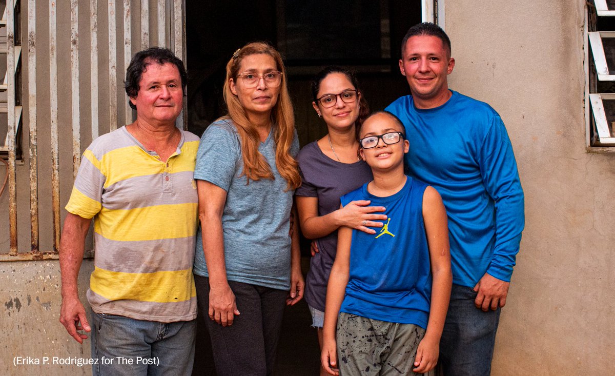 washingtonpost's tweet image. Syndia Maria Sotomayor’s family was one of many in Río Abajo who, after Maria, depended on a zip line to ferry groceries, supplies and themselves across a raging river in a crude basket.

The Sotomayors depend on no one but themselves and their ingenuity. wapo.st/3qPhsdo