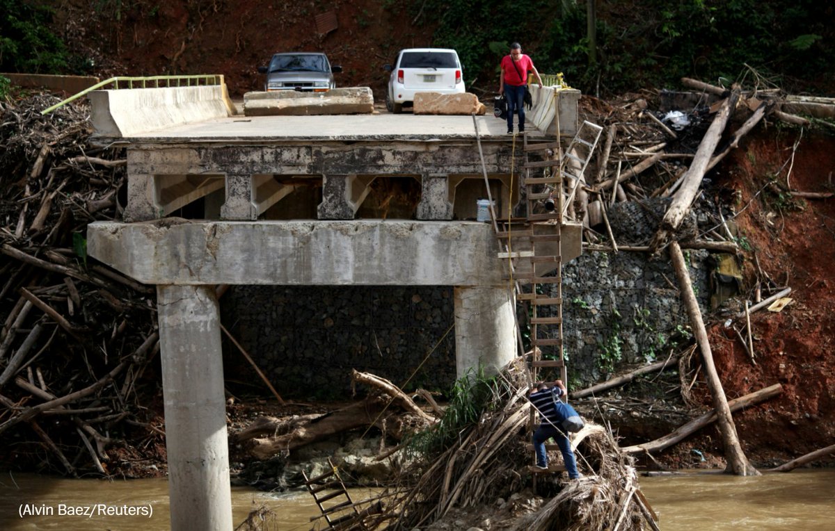 washingtonpost's tweet image. Syndia Maria Sotomayor’s family was one of many in Río Abajo who, after Maria, depended on a zip line to ferry groceries, supplies and themselves across a raging river in a crude basket.

The Sotomayors depend on no one but themselves and their ingenuity. wapo.st/3qPhsdo