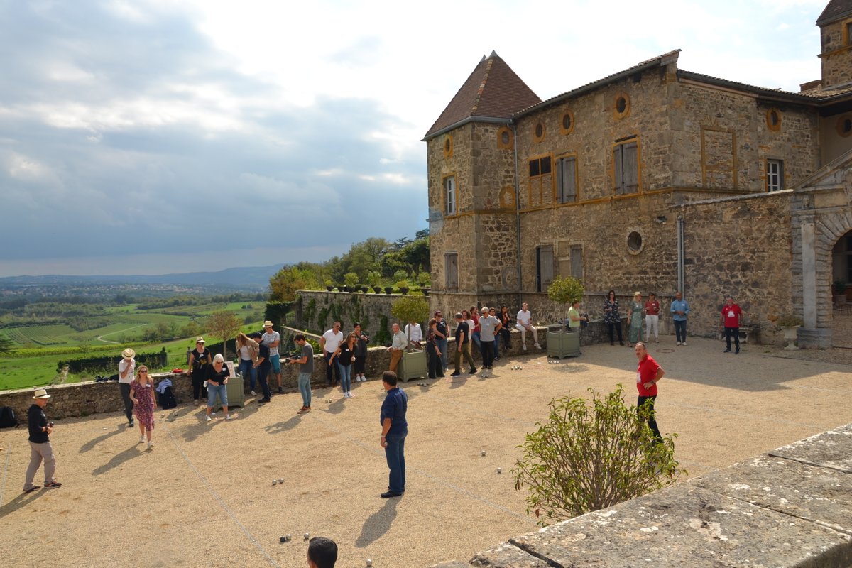 seiitraFR's tweet photo. [𝐒𝐄𝐌𝐈𝐍𝐀𝐈𝐑𝐄 𝟐𝟎𝟐𝟐]

☀️Retour en images sur notre séminaire annuel !
Une belle journée ensoleillée au Château La Gallée, avec des activités en plein air !

Toutes les équipes SEIITRA étaient heureuses de se réunir !

 #Powimo #Séminaire #equipe https://t.co/ECSVkHU2tS
