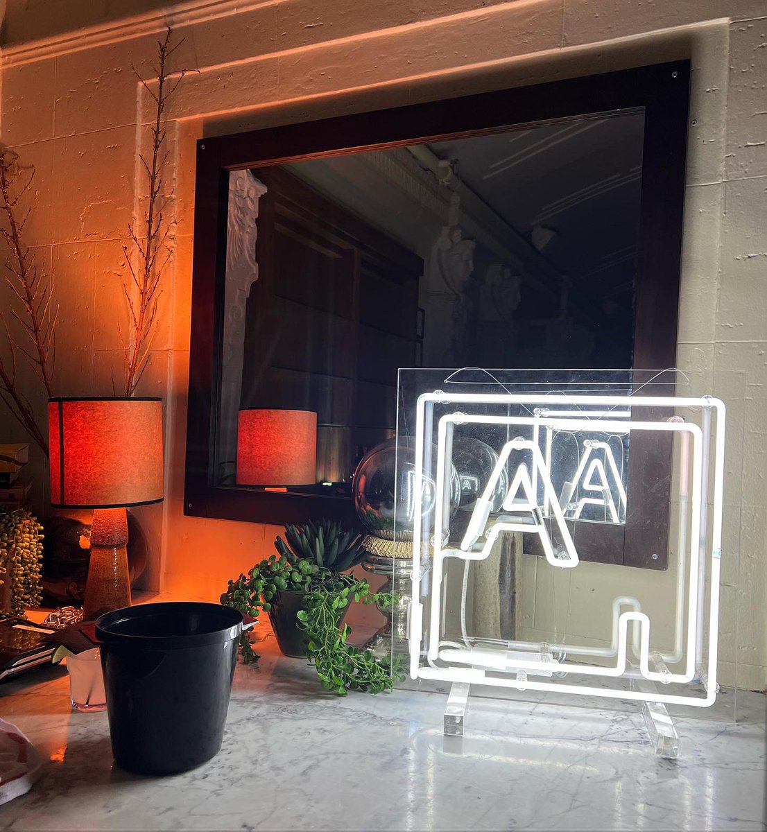Everette's tweet photo. We recently celebrated the 10 year anniversary of @Artsy launching to the world and changing the art world as we know it. Thankful to have been a small part of this company’s journey and for @CarterAC for entrusting myself and others with his incredible vision. https://t.co/0YaUhk2i3M