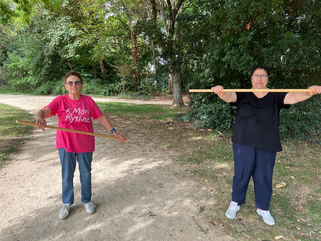 ufolep86's tweet photo. ‼️A mon rythme ‼️ 
✅ C'est la reprise pour notre grpe sénior!2️⃣fois par semaine mardi et le vendredi matin, nos séniors pratiquent diverses activités physiques et sportives "PREVENIR ACCOMPAGNER et EVITER"💪#UFOLEP #SPORTSOCIETE @UFOLEP @Agence_du_Sport @Sports_gouv @Sante_Gouv https://t.co/A8hBeHVe11