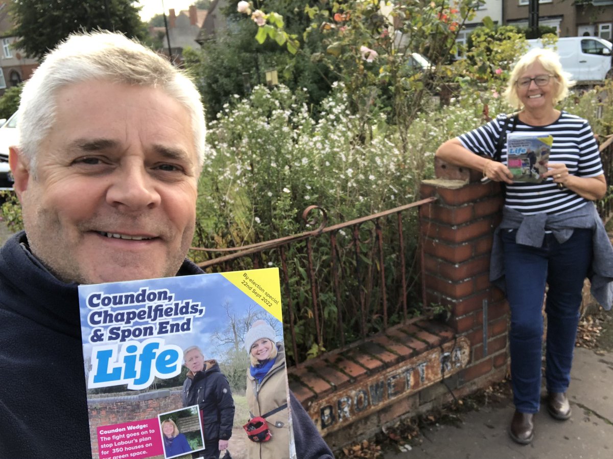 Following a reflective week and the moving events of yesterday, campaigning in #SherbourneWard tentatively resumed this morning for @JackieGardine13. We will remember!