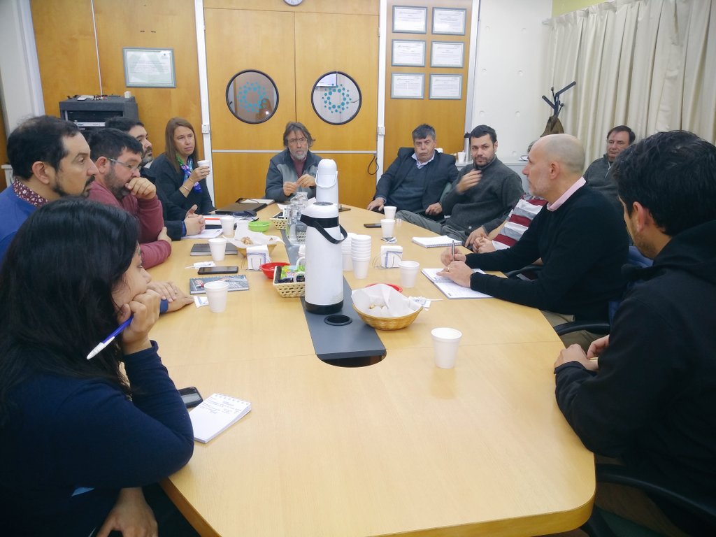 PTLCSAPEM's tweet photo. #ptlc #desayunoPTLC☕️
📢 "Inserción de Técnicas/os Químicas/os en empresas: Perfiles Y Prácticas", a cargo de @EISUNL
📢 Participan @Alytix_Biotech #rockriverlab #ingeap #clorar y alumnas/os de la escuela. https://t.co/sQaVA75RT7