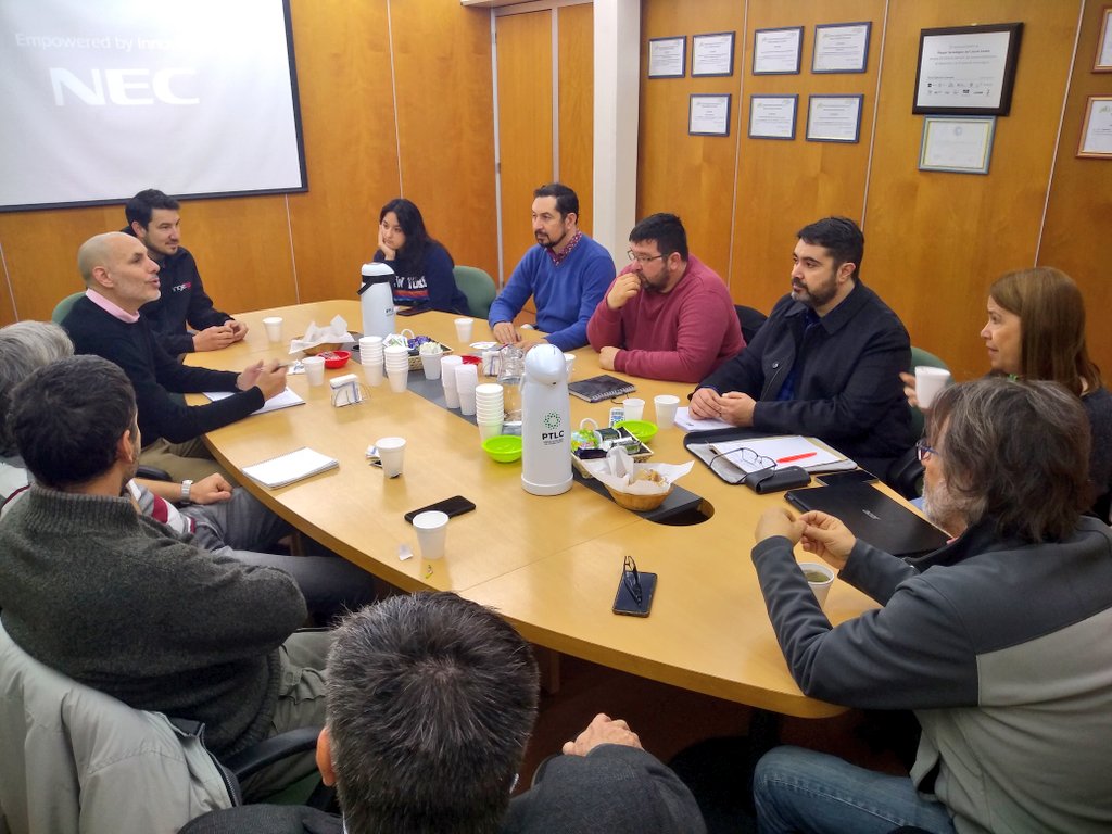 PTLCSAPEM's tweet photo. #ptlc #desayunoPTLC☕️
📢 "Inserción de Técnicas/os Químicas/os en empresas: Perfiles Y Prácticas", a cargo de @EISUNL
📢 Participan @Alytix_Biotech #rockriverlab #ingeap #clorar y alumnas/os de la escuela. https://t.co/sQaVA75RT7