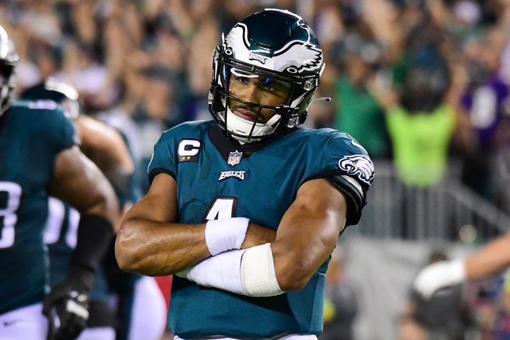 thomasrp93's tweet photo. Highest graded passing QB in the NFL through 2 weeks:

- Jalen Hurts (90.8)
#Eagles https://t.co/Hce35WcnC4