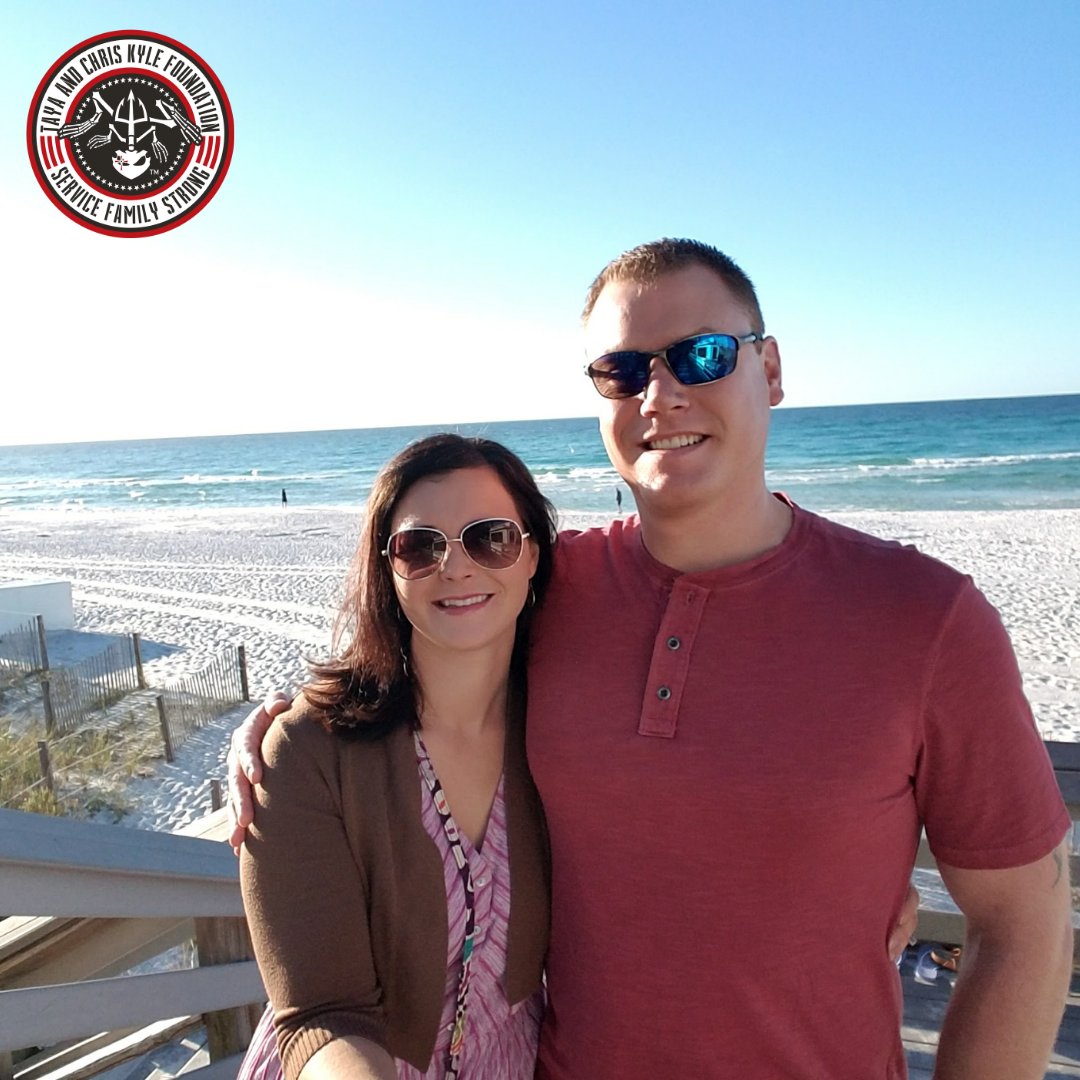 CKFFdn's tweet photo. Service and first responder lifestyles challenge relationships... 

We can help.

Learn more at https://t.co/qdgHzjanne #servicefamilystrong #tackf https://t.co/GsoAT3LZ6D