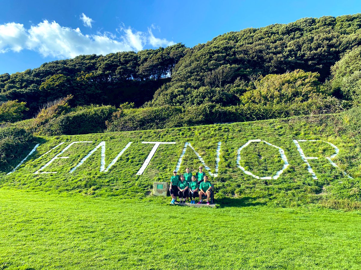Ro_Moore_'s tweet photo. Brilliant weekend on the #IsleofWight Absolutely loved #Ventnor https://t.co/nMJN8xtCOf
