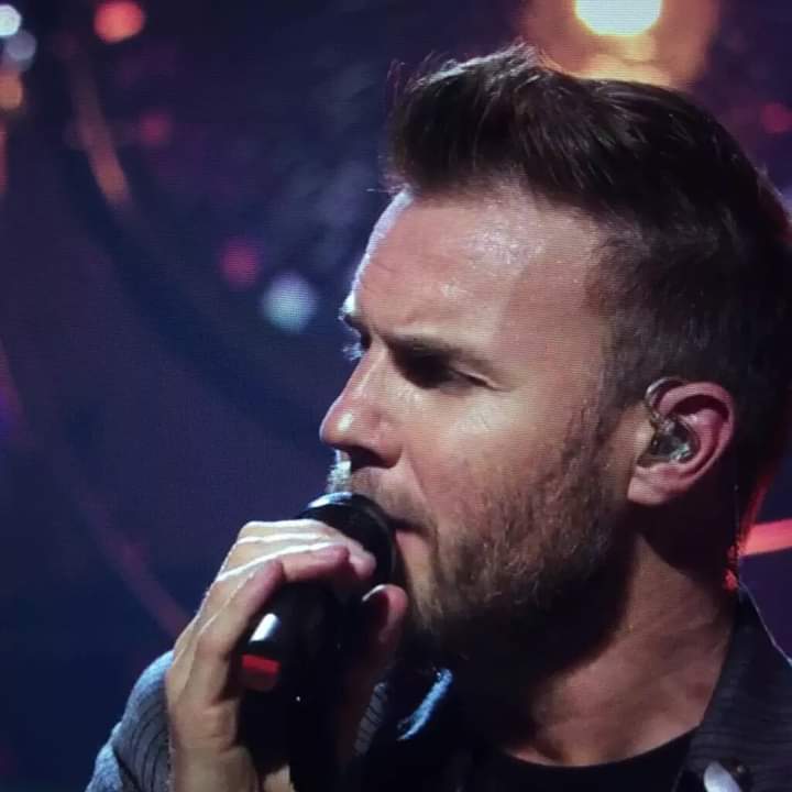 Garyismyhero's tweet photo. #AppleMusicFestival #throwback #flashback #lookatus #FBmemory @GaryBarlow #posted7yearsagotoday #notweet #๐๐
https://t.co/kkYYcBmnuu https://t.co/cjSgIZ9CTR