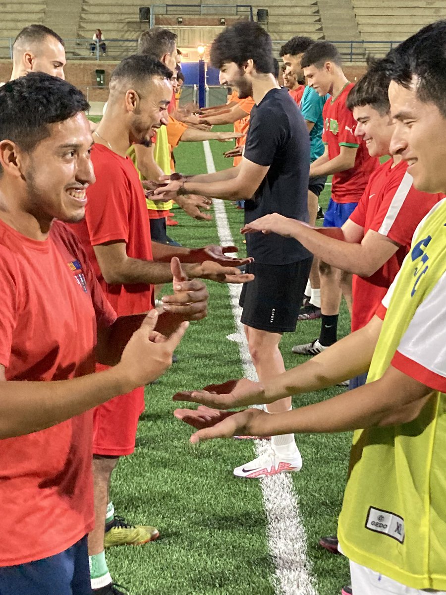 Alexander Tomé tweet media