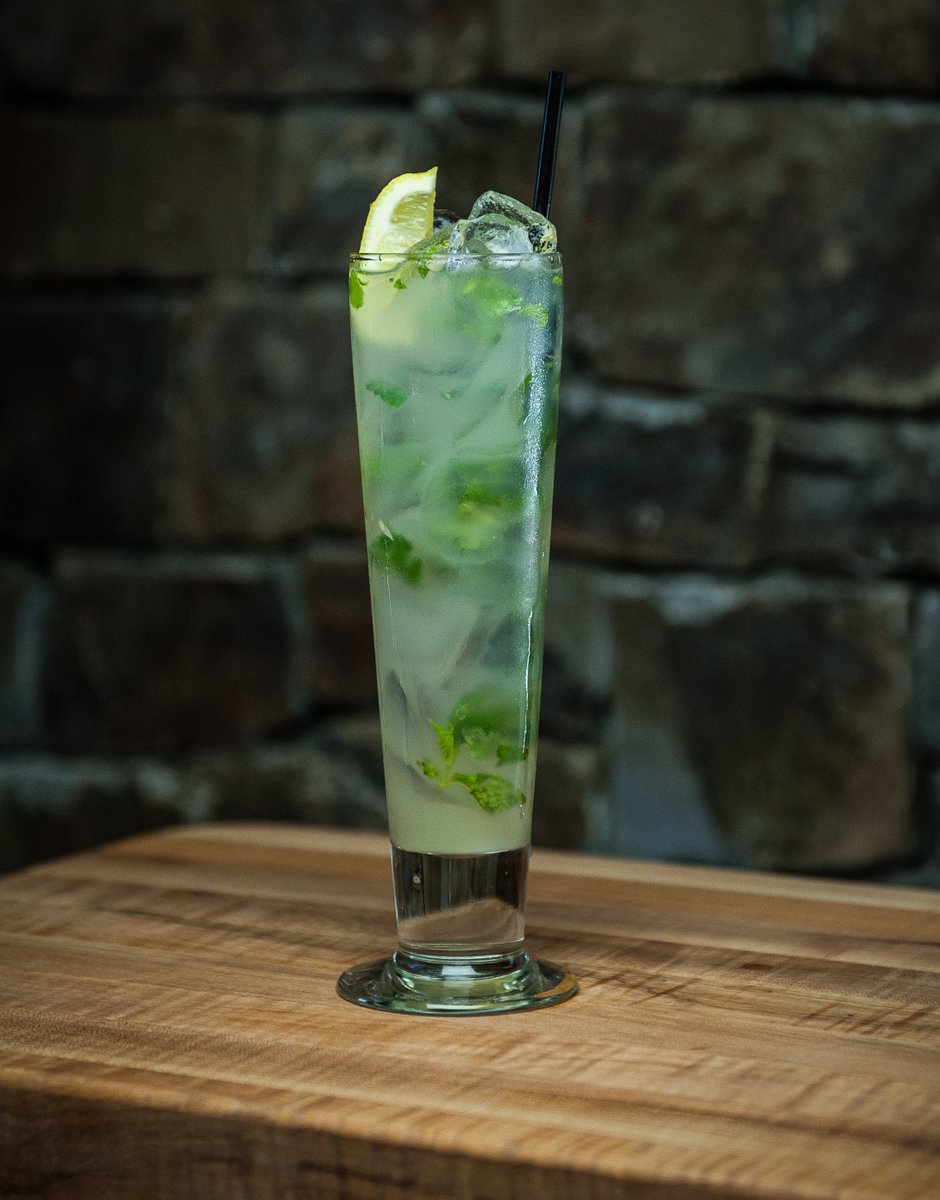 manzanagrill's tweet photo. How does the song go "NOW THIS IS LOVE DU DU DU" !
.

.

.
#LakeOswego #portland #lakeoswegofood #lakeoswegofoodie #pdxfood #pdxeats #portlandfood #portlandeats #pdxfoodie #portlandfoodies https://t.co/neT0S939SL