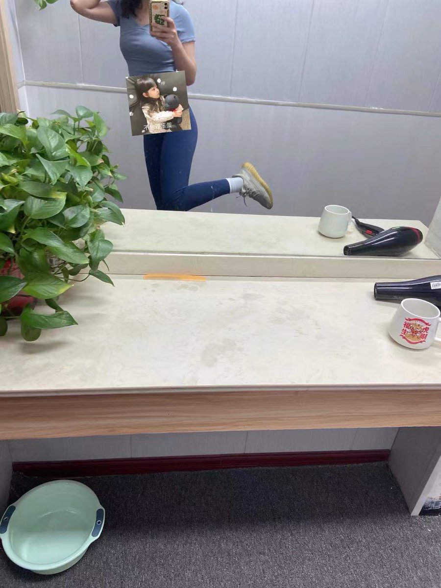 yamiyamijiang's tweet photo. 好久没搞活动了啦！老样子关注➕转发➕点赞➕评论抽一双运动棉袜（包邮哦）#原味 #恋足 #原味棉袜 #原味袜子 #女S #视频定制 节制到明天晚上10点 https://t.co/PyX8xw0WtE