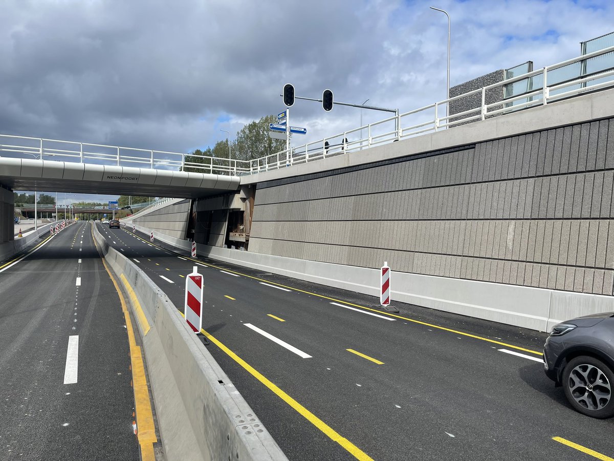Bezoek aan ongelijkvloerse kruisingen in de Hogering Almere. Ontwerp: <a href="/Arc2architecten/">Arc2 architecten</a> engineering: <a href="/AnteaGroupNL/">Antea Group NL</a> Uitvoering: gebr. Van der Lee