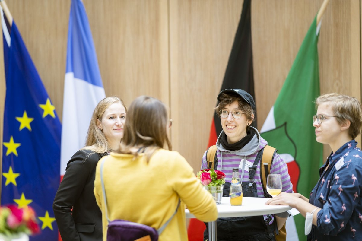 AUFBRUCH IN DIE ZUKUNFT I Demokratiebildung, Digitalisierung, Umweltschutz: Bei unserem #Fachforum für Fachkräfte &amp; Multiplikator:innen tauschen wir uns über europäische und internationale Jugendarbeit angesichts gesellschaftlicher &amp; politischer Entwicklungen aus

📷Franz Josef