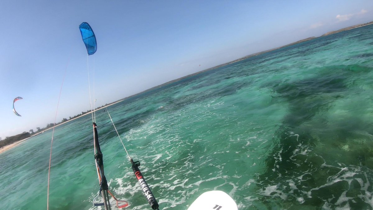 kitesurferpeter's tweet photo. Kitesurfing Kaliantan, cruising in lighter wind.

#indonesia #lombok #ekas #InsideEkas #kitesurfing #kitesurf

https://t.co/qcRpTiJktM https://t.co/ERHl6azl49