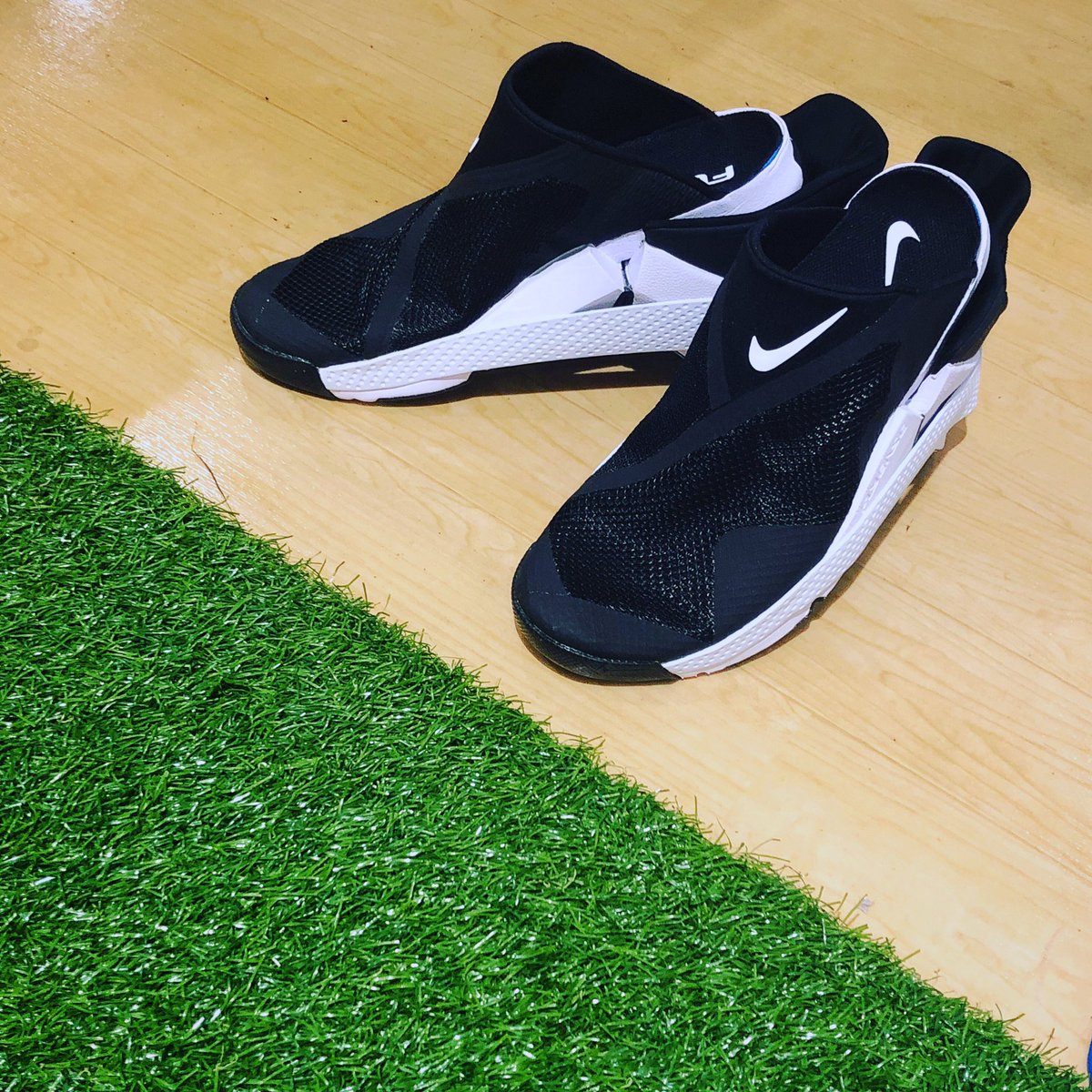 atiek_takizawa's tweet photo. 届いた!
#inclusiveDesign #インクルーシブデザイン
#NIKE #GoFlyease #Flyease #ゴーフライイーズ #フライイーズ https://t.co/ewkNyXyiBM