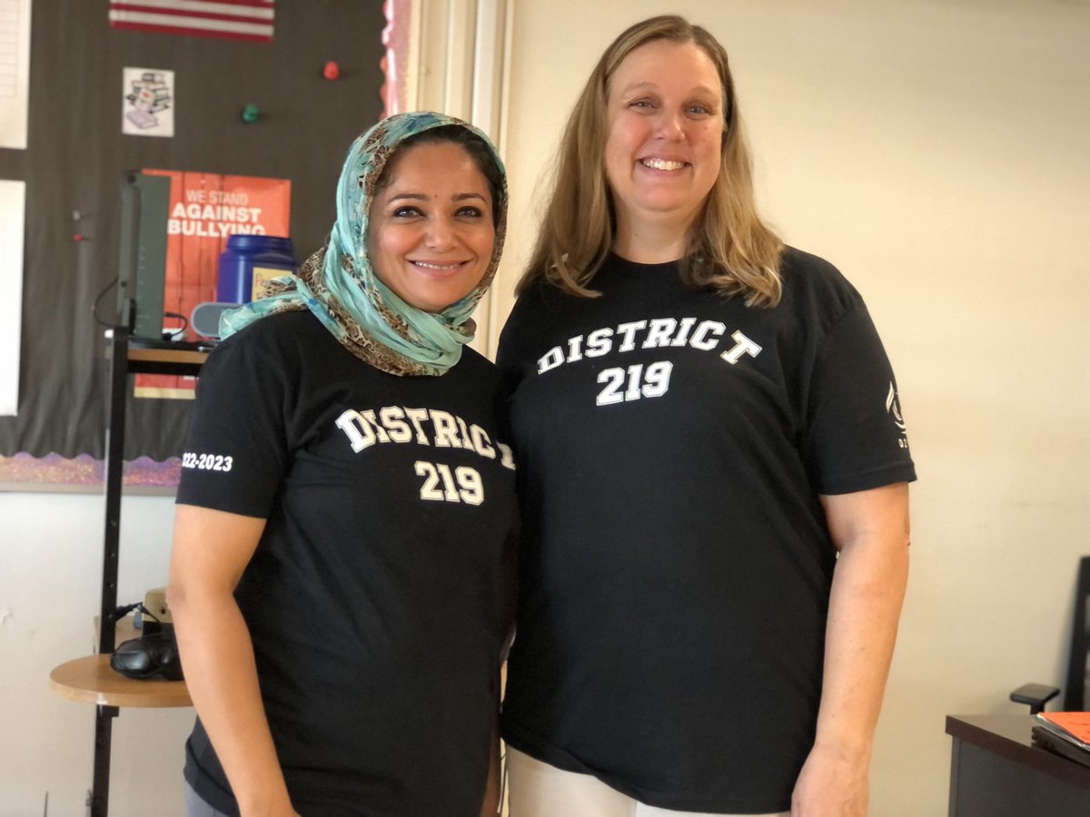 Twin Day in the English Dept! #HC2022