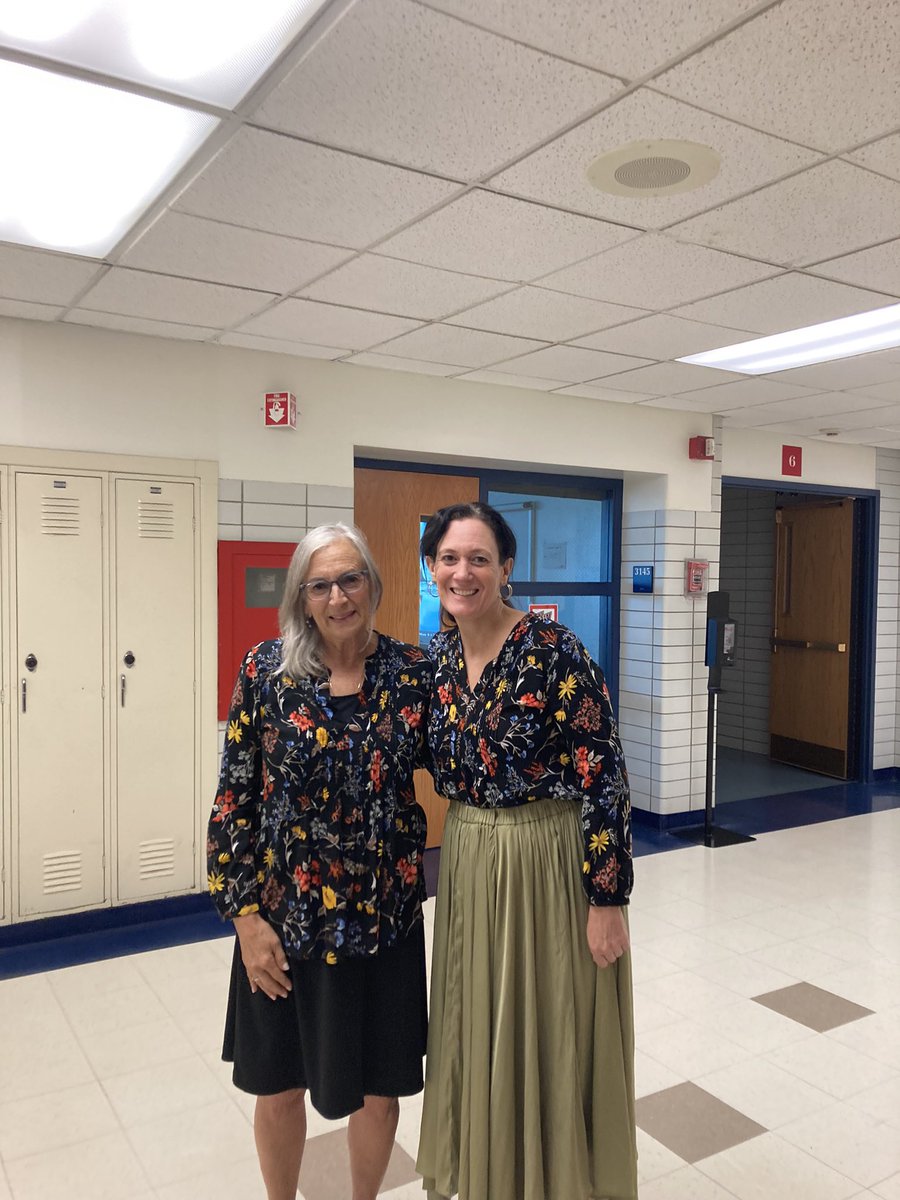 Niles West English tweet media