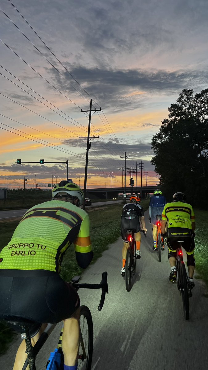burnhamracing's tweet photo. #alwaysroad
#sometimesgravel
#GTE
#DWR https://t.co/r3VwMNmGzt