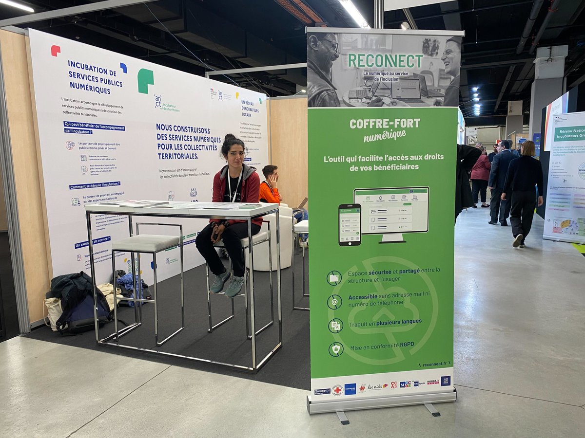 Nous sommes actuellement au salon <a href="/InnopolisExpo/">InnopolisExpo</a> avec <a href="/vincentdall1/">VincentDallongeville</a>, en compagnie de l'<a href="/ANCTerritoires/">Agence nationale de la cohésion des territoires</a> et <a href="/mediascite/">Médias-Cité</a> !👋
Merci pour l’accueil ! 🙏