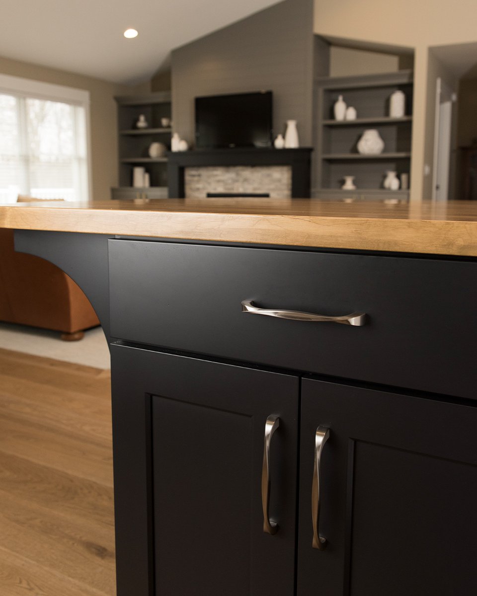 Hickory Hardware tweet media