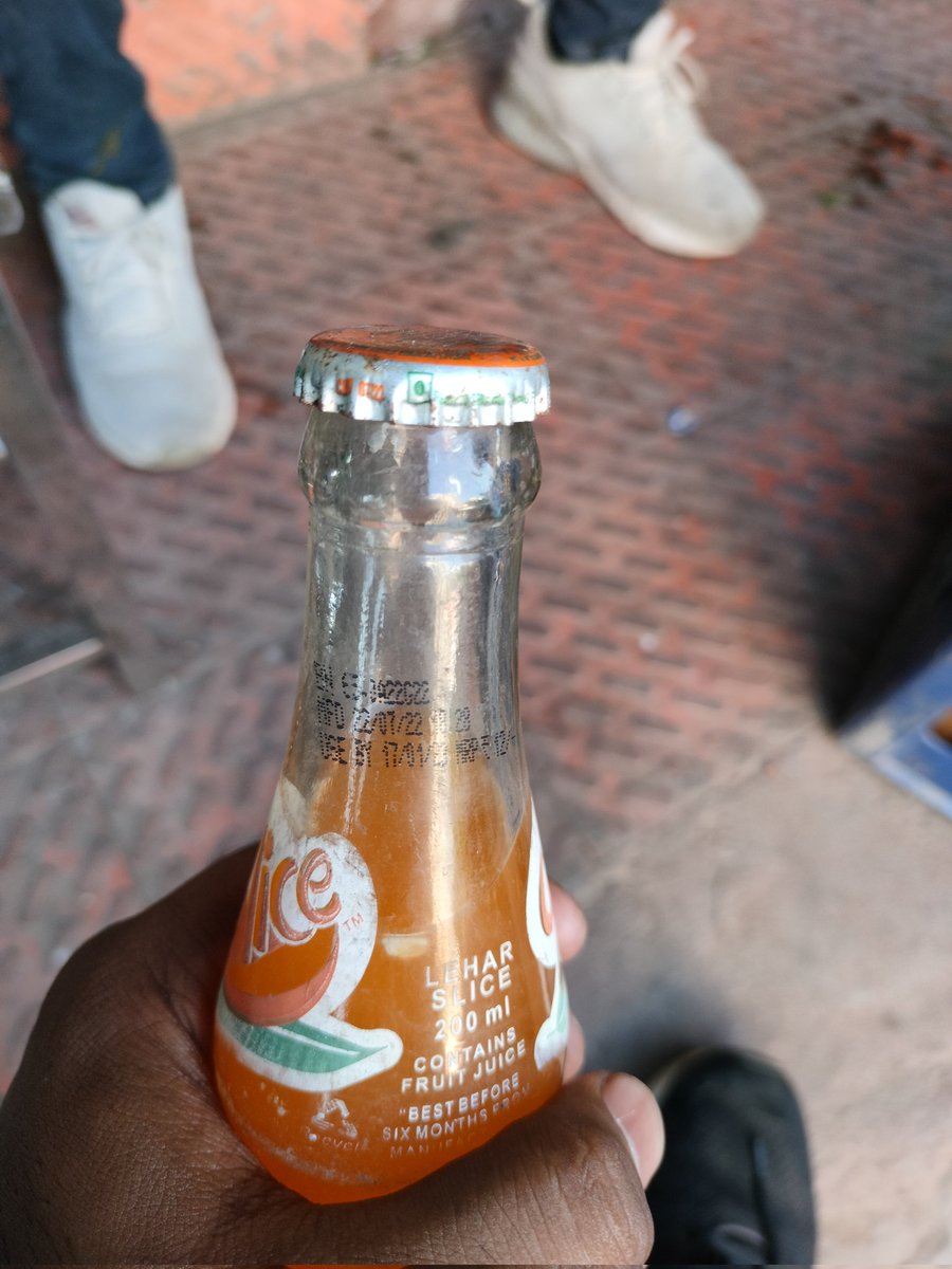 PrabhatSwanson's tweet photo. And also some more pic  @slice @pepsi @PMOIndia @RajGovOfficial @AWS_Gov plz don't drink 🙏🙏🙏🙏 https://t.co/9Bbn14O7LZ