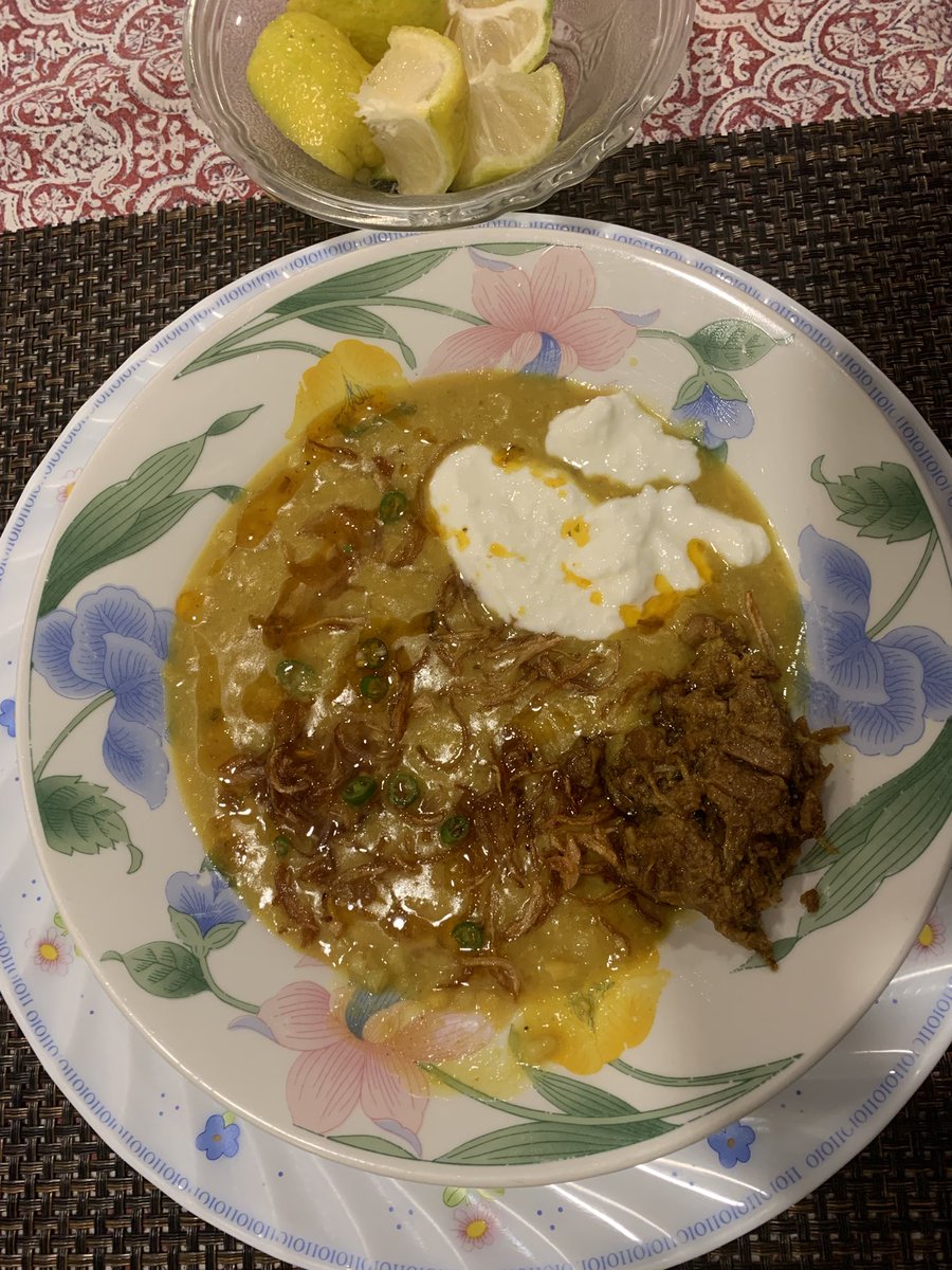 RakhshandaJalil's tweet photo. Khichda…. Sure to lift the most sagging of spirits! #khichda #nothaleem https://t.co/3bkUePjtQi