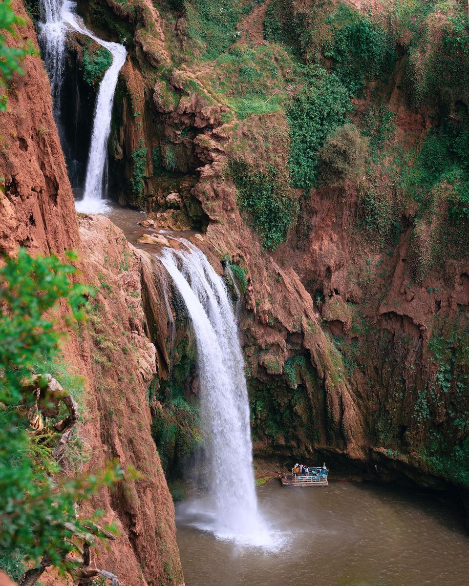 Need to add a little outdoor adventure to your Morocco itinerary? 💦 A hike to the Ouzoud Waterfalls is the perfect way to get out of the city and soak up the nature around you.
📷 by @carmen_budau (Instagram account) #visitmorocco #morocco
