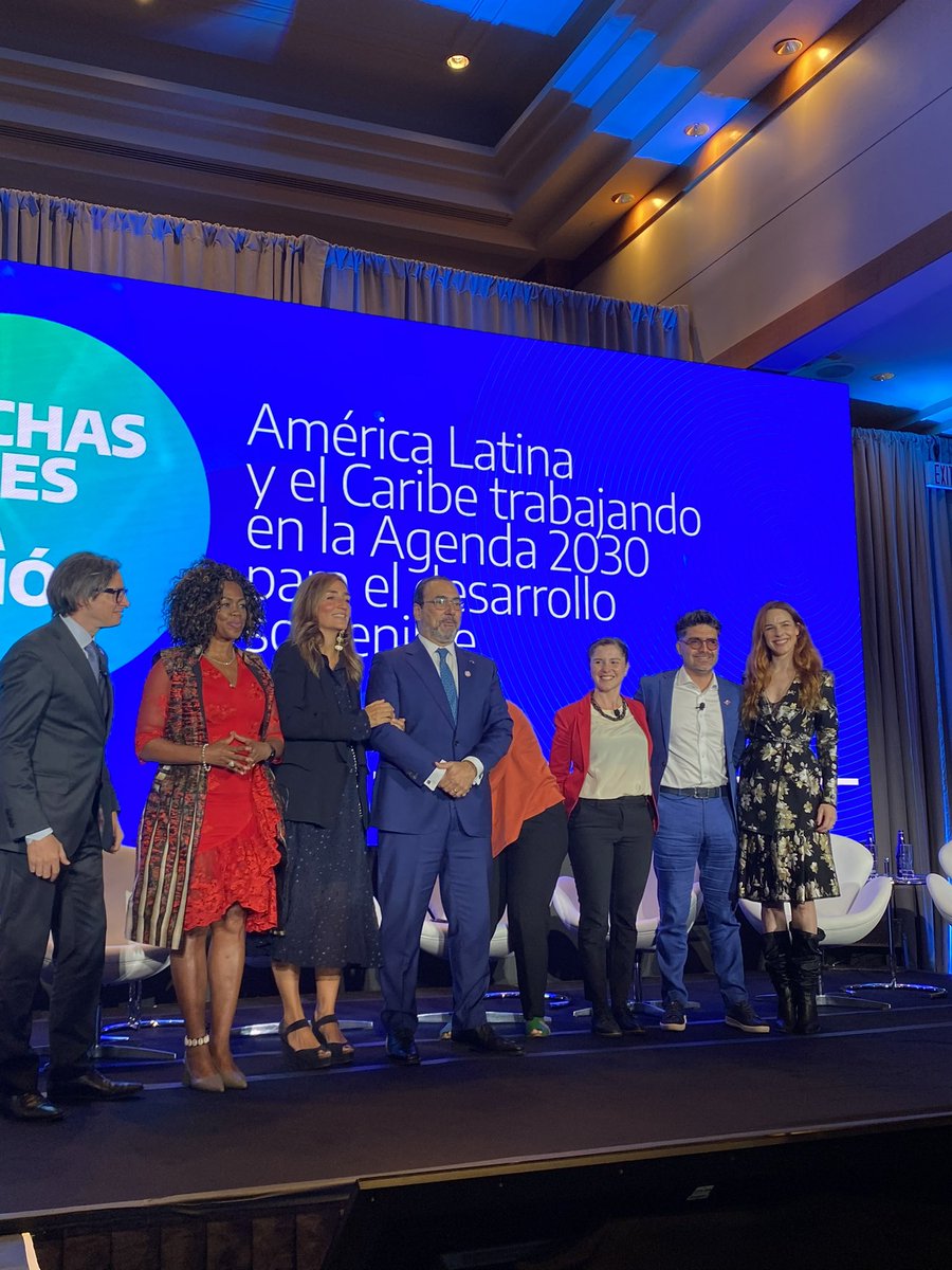 EglantinaZingg's tweet photo. I´m honored to be selected by @AgendaCAF as one of the young leaders across Latin America and share panel with great minds as @sergiodigra @epsycampbell @chrisasinelli #ScholasLaudatoSi @goleadoras_org Let’s keep working together for progress of the region. #Muchasvocesunaregion https://t.co/jUbY7drilH