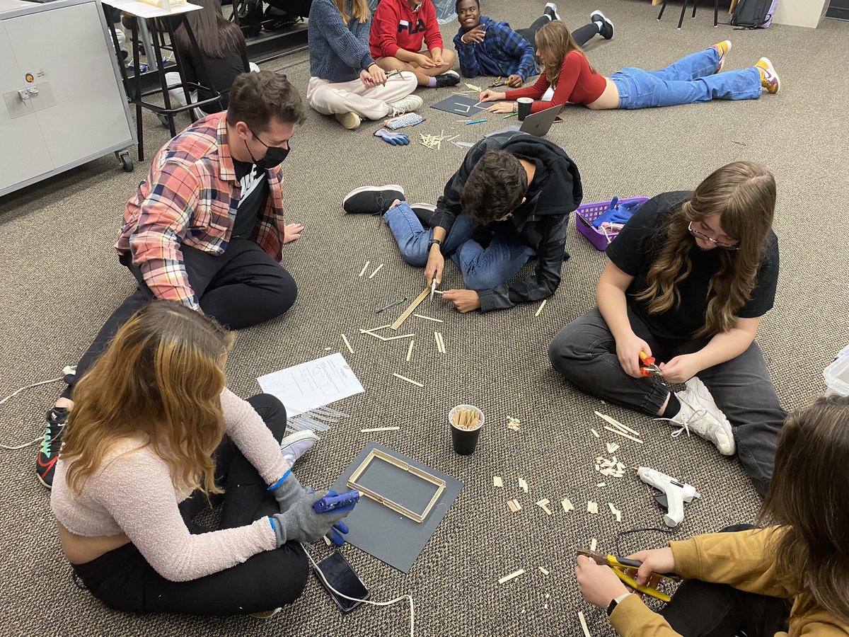 Ms_LLaviolette's tweet photo. Gr. 10/11 Drama students are exploring different types of performance and theatre spaces by constructing their own models out of popsicle sticks. Lots of problem solving going on @MotherTeresaHS #ocsbDL https://t.co/YUBjP6DedR