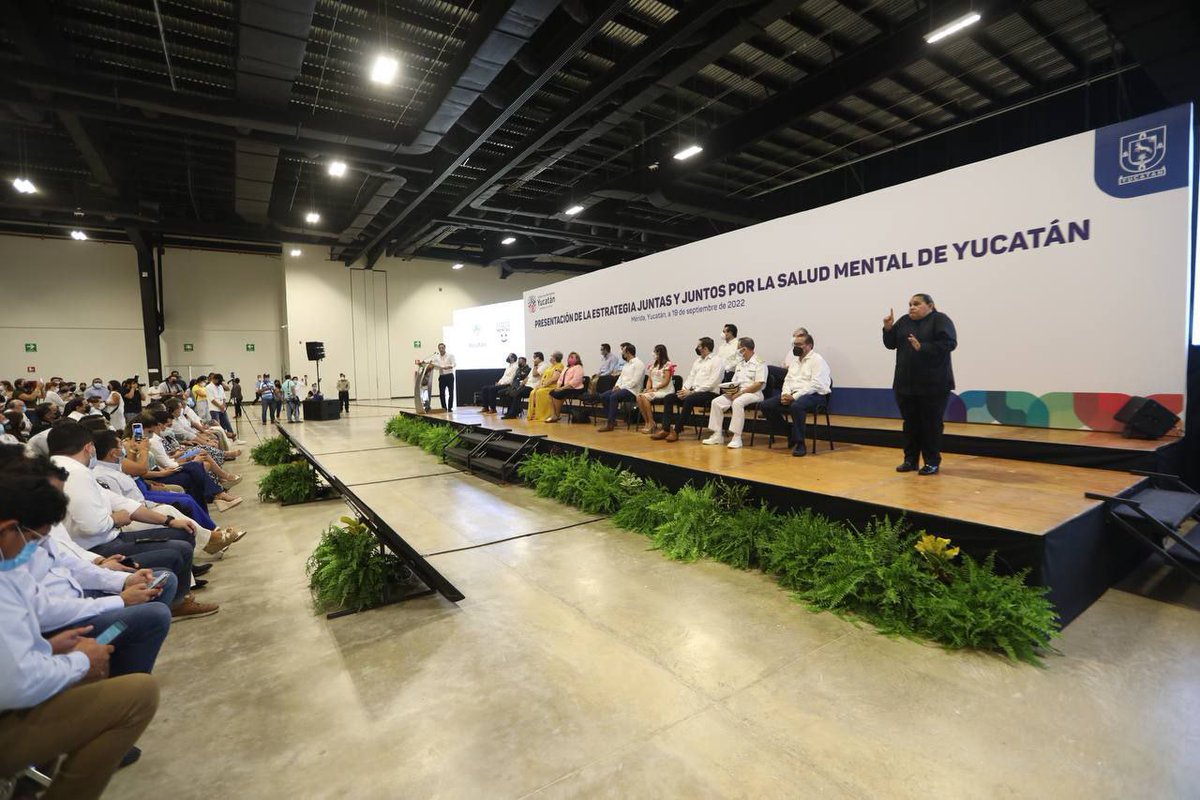 antonio_rsa1's tweet photo. JUNTAS Y JUNTOS POR LA SALUD MENTAL  
Así se denomina una estrategia presentada en el @CCsigloXXI por el gobernador @MauVila y que contempla la conformación de consejos y brigadas municipales, el uso de herramientas digitales para la detección, sistemas de apoyo y capacitación. https://t.co/FhKFoYDDhe