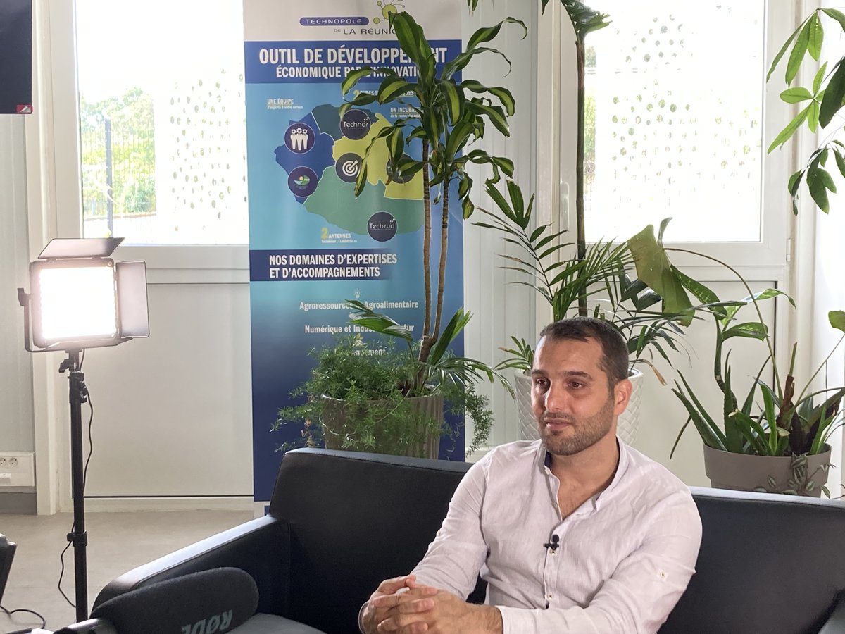 <a href="/Technopole_974/">Technopole de La Réunion</a> Puis rencontres avec les entreprises innnovantes réunionnaises @Geolab_IGO , <a href="/datarocksIO/">datarocksIO</a> , <a href="/Torskal_Nano/">Torskal Nanoscience</a>  et @SGrondein 

#CINOR #CIVIS #PrefectureDeLaRéunion @MESR @TCO974 <a href="/Univ_Reunion/">Université de La Réunion</a> #innovation