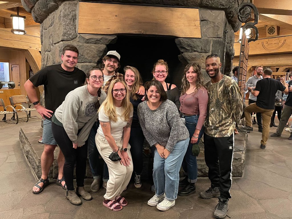 Officially 5th year grad students 🥲@ngpohsu