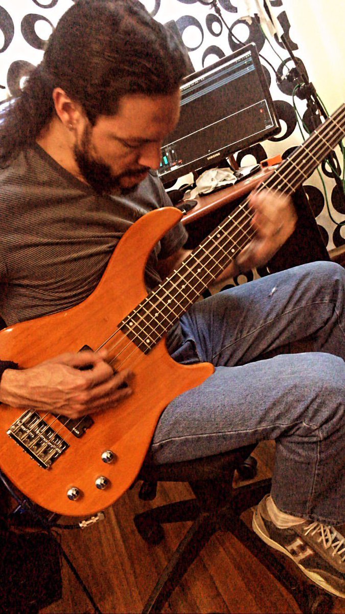 ChaoticthrashUN's tweet photo. Grabando nuevos temas, canciones tributo a nuestra América que serán deleite para todos los oídos metaleros 🤘🏻🤘🏻🤘🏻

Pendientes de nuestras redes y plataformas. Búscanos siempre como Chaotic Thrash Metal   y disfruta nuestros temas y tributos ✊🏻✊🏻✊🏻 https://t.co/6vEfl97PXS