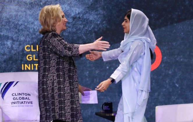 HillaryPix's tweet image. Hillary and Malala 💞 today in NYC  #CGI2022
