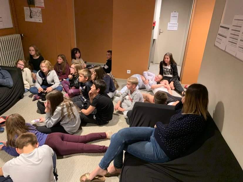 Lecture offerte après une journée riche en découvertes et activités.