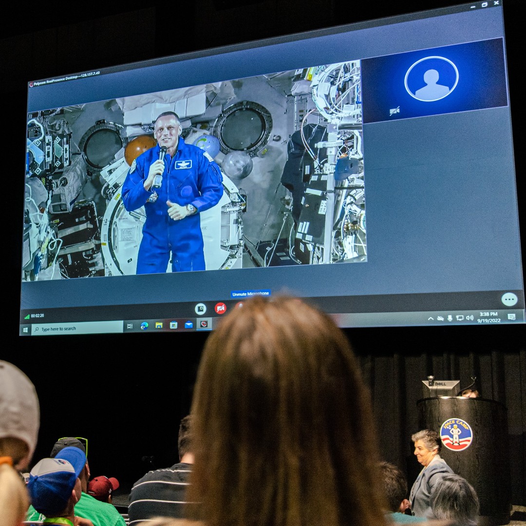 SpaceCampUSA (@spacecampusa) on Twitter photo A big <a href="/SpaceCampUSA/">SpaceCampUSA</a> thank you to <a href="/Astro_FarmerBob/">Bob “Farmer” Hines</a> for talking to our campers live from the ISS yesterday! You’re literally out of this world. A big <a href="/SpaceCampUSA/">SpaceCampUSA</a> thank you to <a href="/Astro_FarmerBob/">Bob “Farmer” Hines</a> for talking to our campers live from the ISS yesterday! You’re literally out of this world.