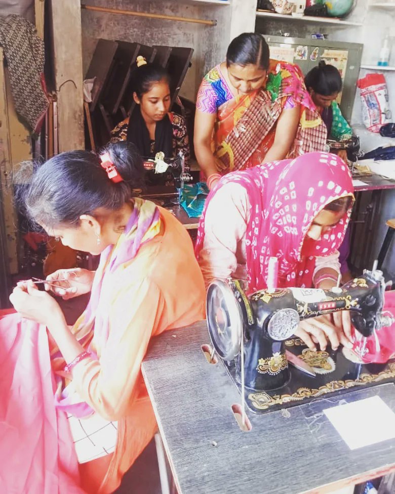SambhaliTrust's tweet photo. Wishing everyone a beautiful Wednesday and rest of the week ahead. 
We are doing amazing at Sambhali Trust in Jodhpur, Setrawa and Jaisalmer. 
Sharing a few pictures from our projects on Monday and Tuesday. We hope you enjoy seeing our work. 
Wish us good luck!
#sambhalitrust #un https://t.co/Bh9bcR1osM