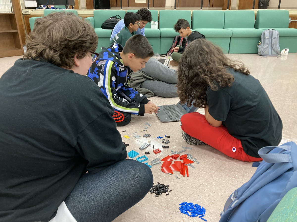 Jenks Middle School tweet media