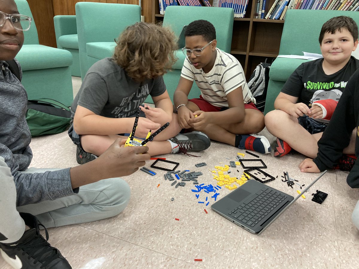 Jenks Middle School tweet media